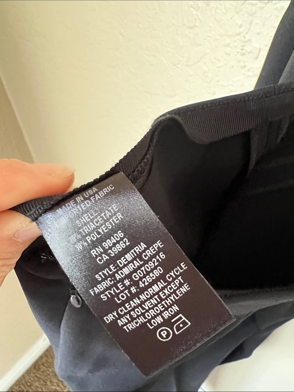 Theory black Demitra admiral crepe flared pants 0 - Picture 7 of 9